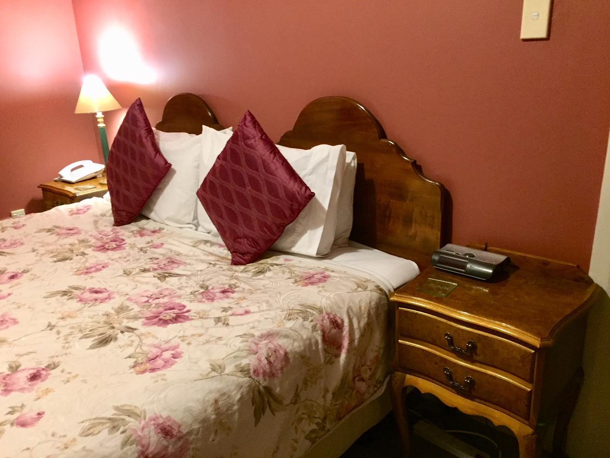 Albatross Inn Bed & Breakfast Данідін Екстер'єр фото